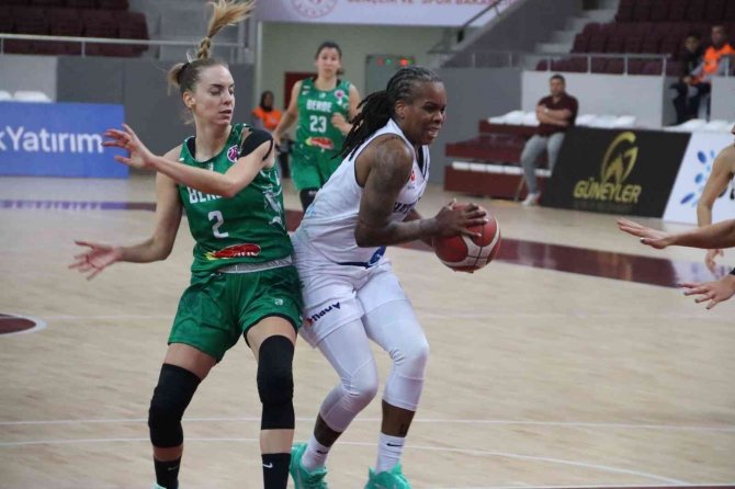 Basketbol Fıba Kadınlar Avrupa Kupası: Hatay Bşb: 93 - Beroe: 73