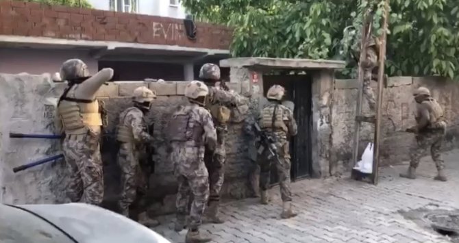 Batman’da Terör Operasyonu 2 Gözaltı