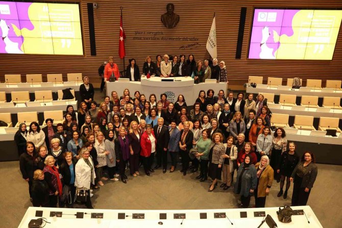 Nilüfer’de Kadına Yönelik Şiddete Karşı Güç Birliği