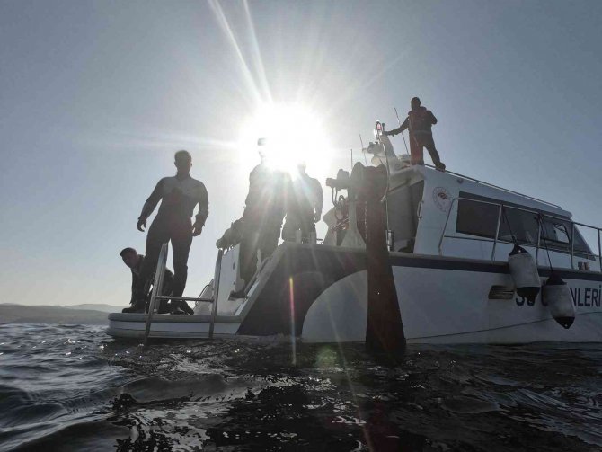 Çanakkale Boğazı’nda 350 Metrekare Hayalet Ağ Çıkartıldı