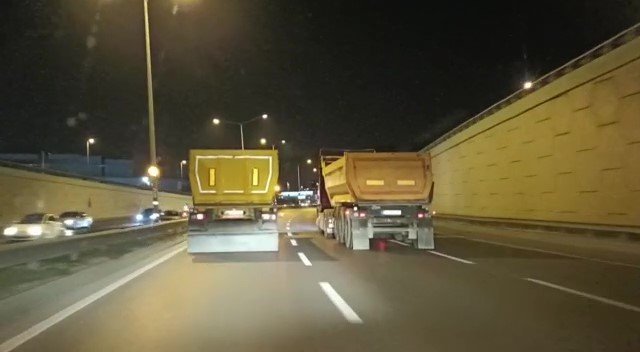 Çekmeköy’de Yarışa Giren Hafriyat Kamyonları Tehlike Saçtı