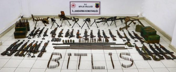 "Eren" Operasyonlarında Çok Sayıda Mühimmat Ve Yaşam Malzemeleri Ele Geçirildi