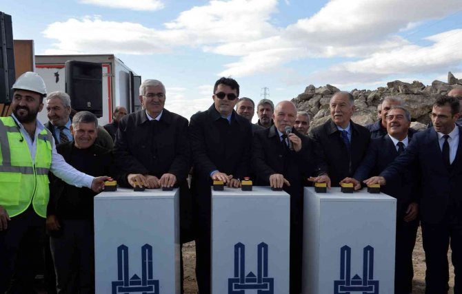 Mobilyacılar Odası Sanayi Sitesi’nin Temeli Atıldı