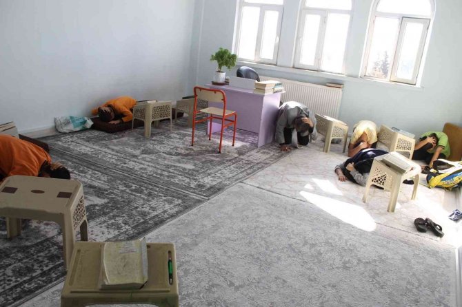 Kilis’te ‘Deprem Ve Tahliye Tatbikatı’ Yapıldı