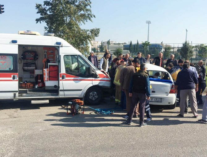 Bursa’da Kırmızı Işık Faciası...o Anlar Kamerada