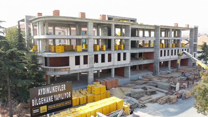 Başkan Altay: “Şehrimize Güzel Bir Bina Daha Kazandırıyoruz”