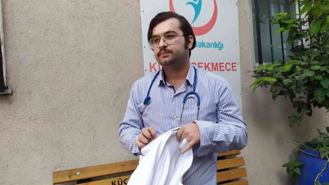 Küçükçekmece’de 3 Sağlık Çalışanı, Hasta Tarafından Darp Edildi