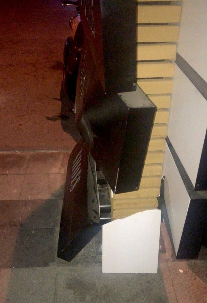 Kuşadası’ndaki Pazar Yerine Zarar Verdiler