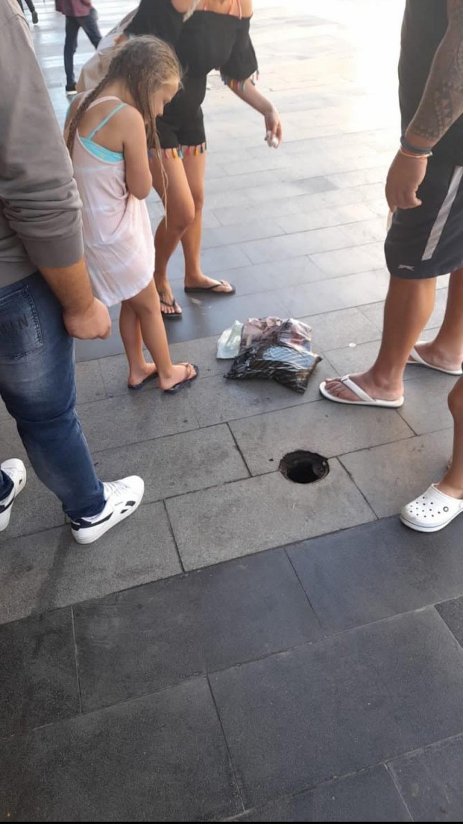 Kuşadası’ndaki Pazar Yerine Zarar Verdiler