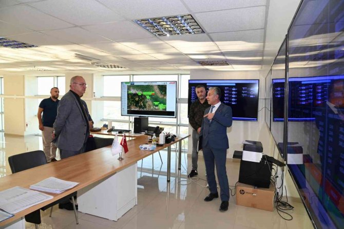 Başkan Ergün’den Manisa’daki Su Dağıtım Sisteminin Merkezine İnceleme