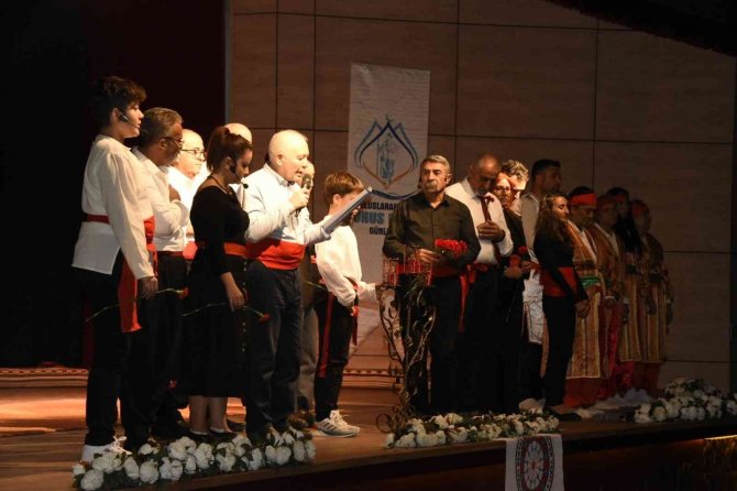 Yunus Emre Günleri Dolu Dizgin Devam Ediyor