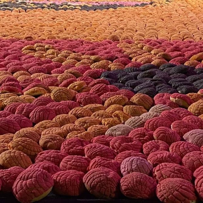 Meksika’da Renkli Ekmekten Yapılan Mozaik Resim Guinness Rekorlar Kitabı’na Girdi