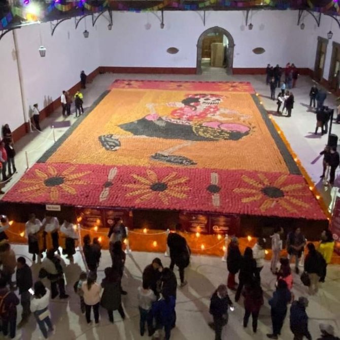 Meksika’da Renkli Ekmekten Yapılan Mozaik Resim Guinness Rekorlar Kitabı’na Girdi