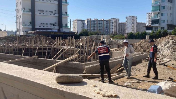 Site Şantiyesinde Havuz Kalıbı Çöktü: 1 Ölü