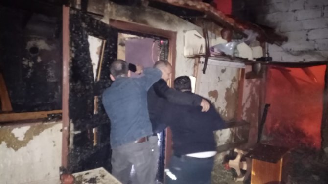 Bilecik’te Evde Çıkan Yangında 1 Kişi Hayatını Kaybetti