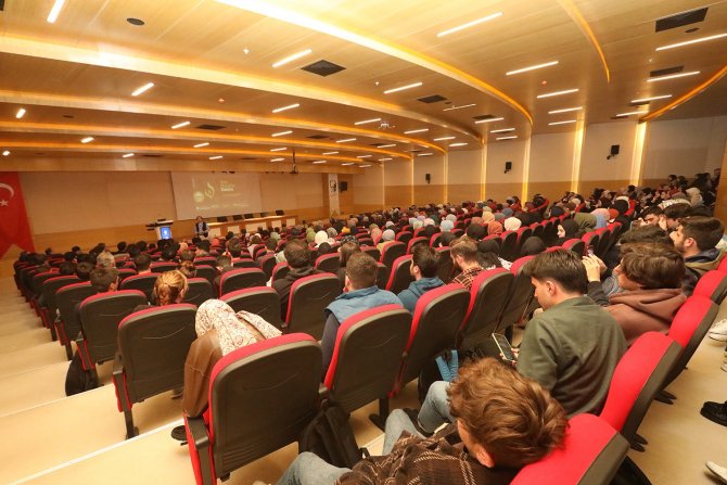 "Son Hurefe: Deizm" Konferansı Büyük İlgi Gördü