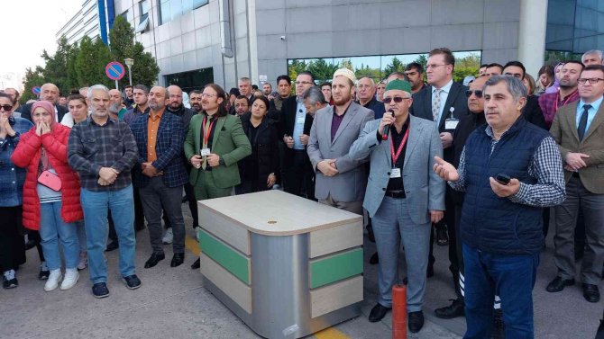 Kalbine Yenilen Güvenlik Görevlisine Tören