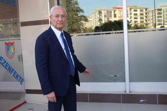 İ̇zmir’de Taksiciler Odası’na Silahlı Saldırı
