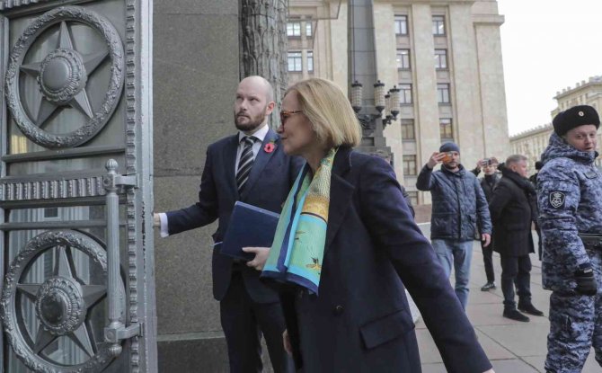 İ̇ngiltere’nin Moskova Büyükelçisi Bronnert, Rusya Dışişleri Bakanlığına Çağrıldı