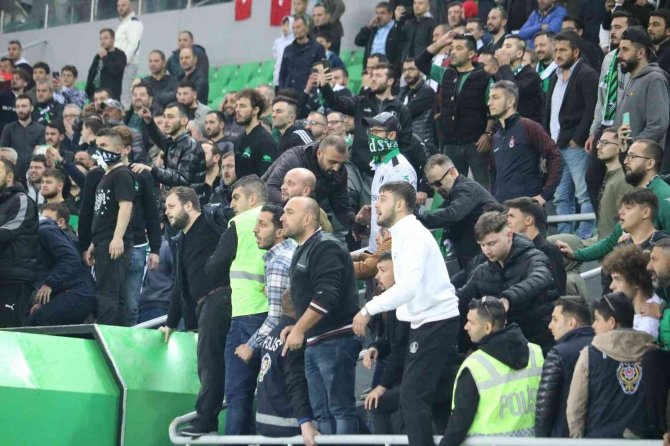 Pfdk’dan Sakaryaspor Ve Altay’a Ceza