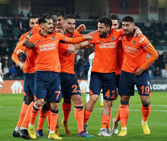 Uefa Avrupa Konferans Ligi: Medipol Başakşehir: 3 - Hearts: 1 (Maç Sonucu)