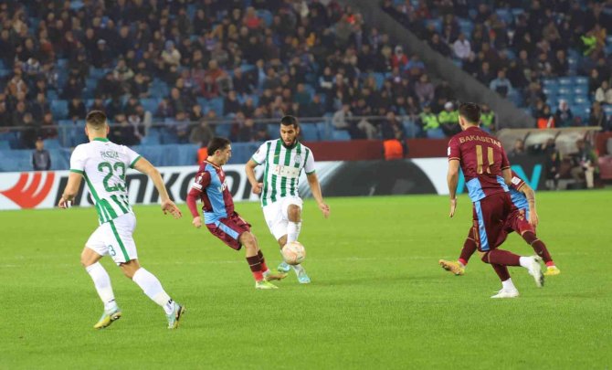 Uefa Avrupa Ligi: Trabzonspor: 1 - Ferencvaros: 0 (Maç Sonucu)