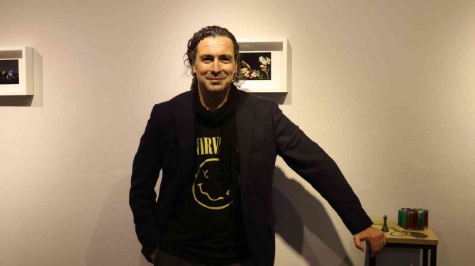 Ödüllü Fotoğraf Sanatçısı, Van Gölü’ndeki Kirliliğe Fotoğraf Sergisiyle Dikkat Çekti