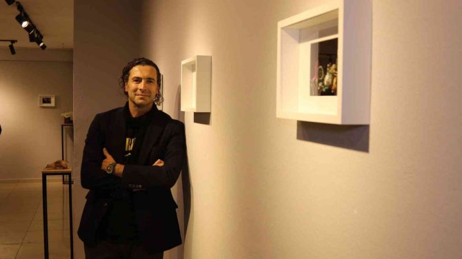 Ödüllü Fotoğraf Sanatçısı, Van Gölü’ndeki Kirliliğe Fotoğraf Sergisiyle Dikkat Çekti