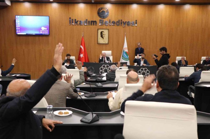 İ̇lkadım Meclisi 6 Maddeyi Karara Bağladı