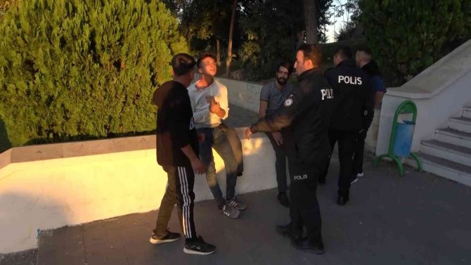 Birbirlerine Öldüresiye Saldırdılar