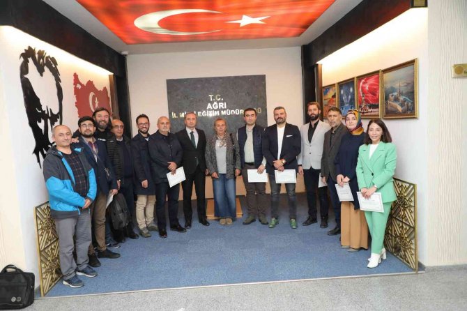 Ağrı’da ’Eğitimde İ̇yi Örnekler Yarışması’na Başvuran Öğretmenlerin Projeleri Değerlendirildi