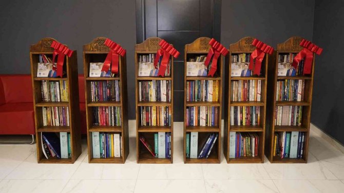 Başkan Avcı’dan Çekilişle Kütüphane Hediyesi