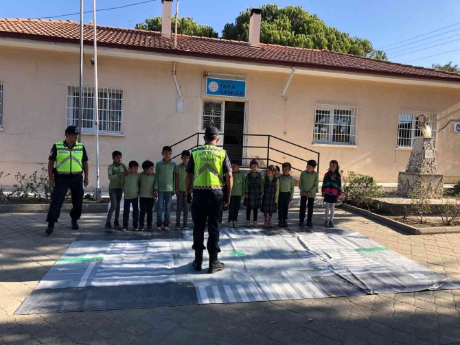 Aydın’da 66 Öğrenci “Trafik Dedektifi” Oldu