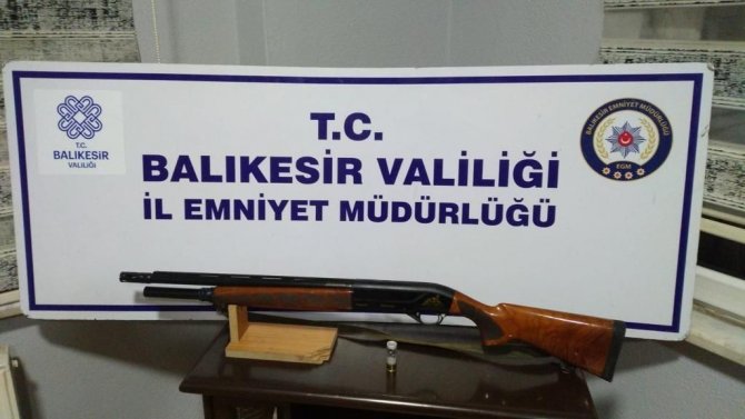 Balıkesir’de Polisten 55 Şahsa ’Huzur’ Operasyonu