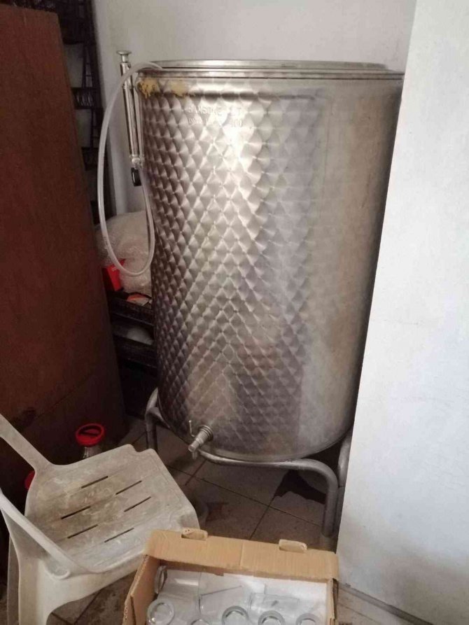Erdek’te 900 Litre Sahte İçki Ele Geçirildi