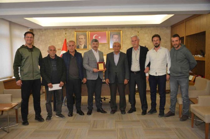 Gediz Belediyesi’nden Amatör Spor Kulüplerine Maddi Destek