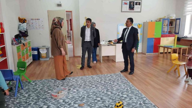 Milli Eğitim Müdürü Güney Anaokullarında İncelemelerde Bulundu