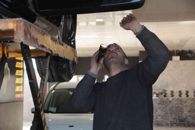 Havaların Soğumasıyla Oto Tamircilerde Yoğunluk Başladı
