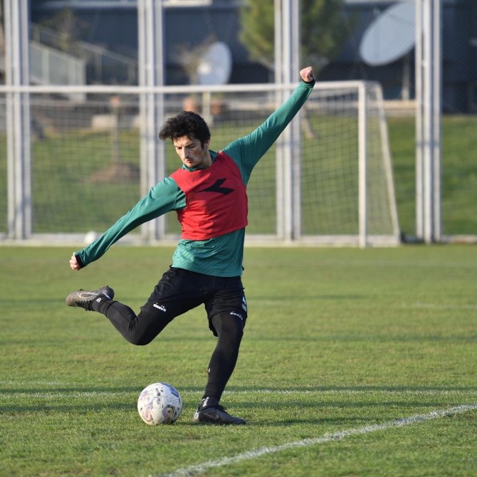 Bursaspor Kampa Girdi