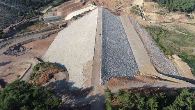 Gürdük Şehit Piyade Teğmen Osman Alp Barajı’nın Gövde Dolgusu Tamamlandı