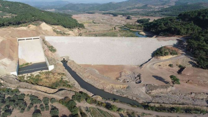 Gürdük Şehit Piyade Teğmen Osman Alp Barajı’nın Gövde Dolgusu Tamamlandı
