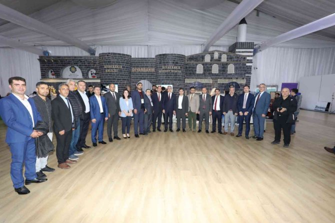 Diyarbakır’ın Değerleri İ̇stanbul’da Sergilendi