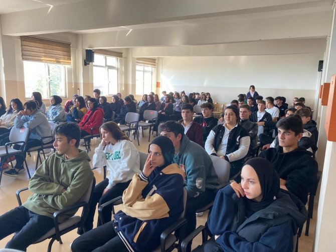 Öğrencilerin Kariyer Günleri Sürüyor