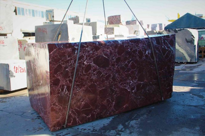 Dünyada Sadece Elazığ’da Çıkıyor, 60 Ülkeye İhraç Ediliyor