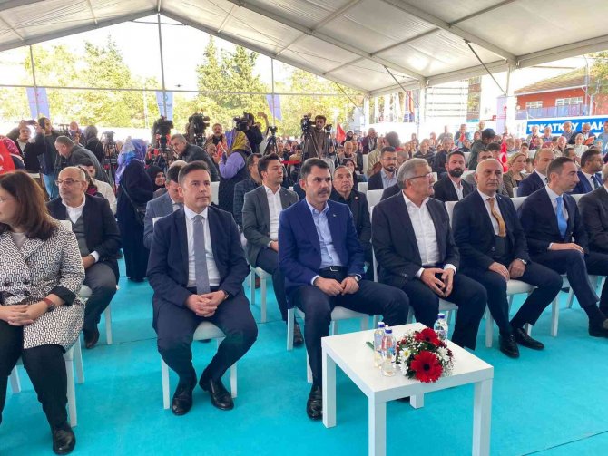 Bakan Kurum: “Evlerinize Huzur İçerisinde Gireceksiniz, Oturacaksınız”