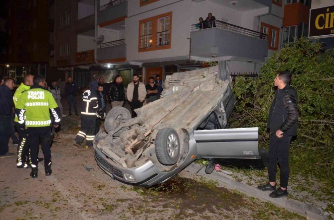 Ağaca Çarpıp Takla Atan Otomobilin Sürücüsü Ağır Yaralandı