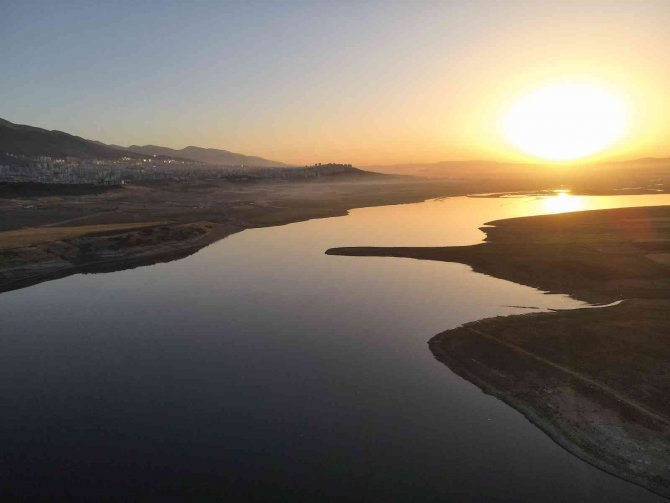 Kahramanmaraş’ta Güneşin Doğuşu Görsel Şölen Sunuyor