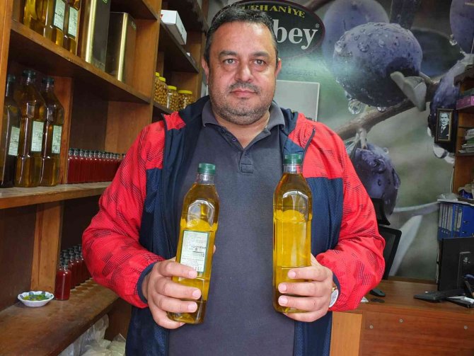 Zeytinyağını Renkli Cam Şişelerde Saklayın