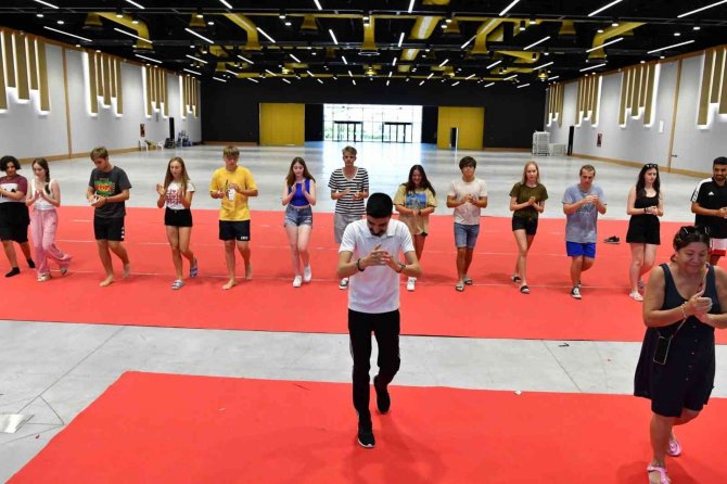 Halk Oyunları Topluluğu’nun Kayıtları Online Olarak Başladı