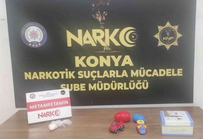 Oyuncak Yumurtadan Uyuşturucu Çıktı
